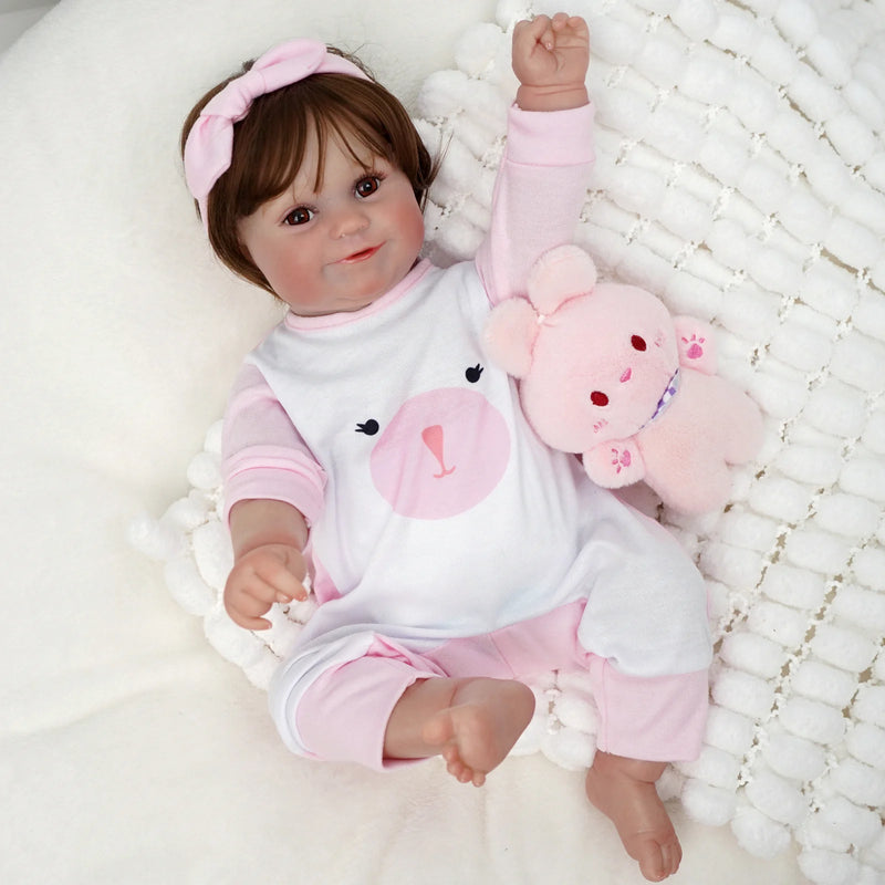 Boneca bebê Reborn Maddie de 48 cm, corpo de silicone pintado à mão realista.